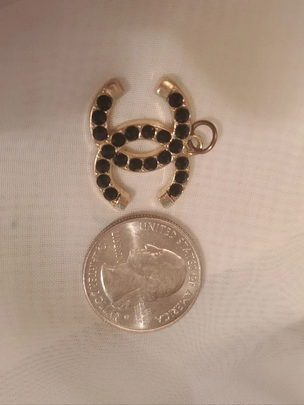 ⚜️GOLD TONE WITH BLACK CRYSTALS PENDANT/CHARM        NEW